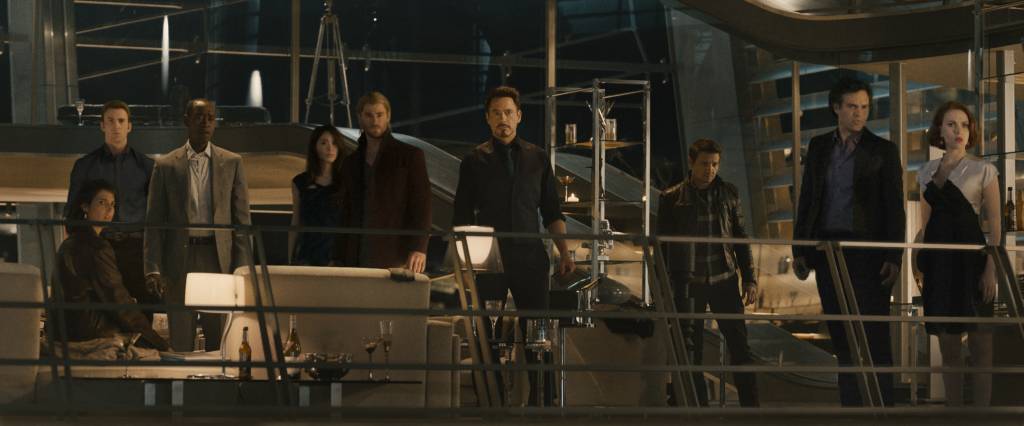 Avengers-2-sneak-peek-photo
