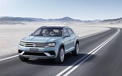 volkswagen cross coupe gte debutta al 2015 north american international auto show cross coupe gte 4511 Medium2
