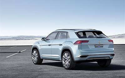 volkswagen cross coupe gte debutta al 2015 north american international auto show cross coupe gte 4515 Medium1