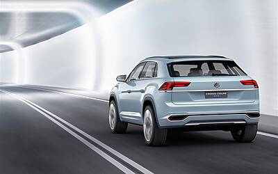 volkswagen cross coupe gte debutta al 2015 north american international auto show cross coupe gte 4517 Medium1