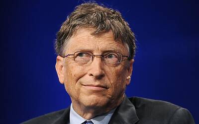 Bill Gates contro intelligenza artificiale deve essere controllata