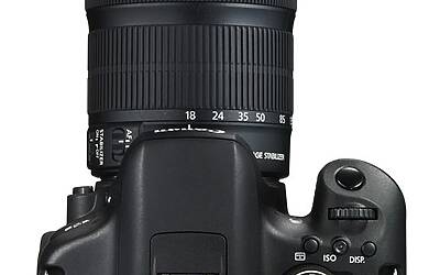 EOS 750D EF S18 135STM Top Medium