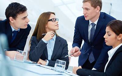 Gli stipendi dei Manager di Internet 2