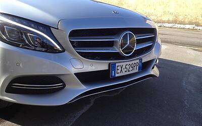 Mercedes BlueTec Hybrid C300 12