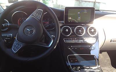 Mercedes BlueTec Hybrid C300 9