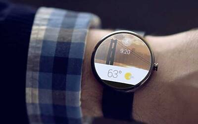 Android Wear compatibile con iOS Google sfida Apple