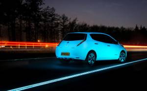 nissan leaf auto fluorescente 3