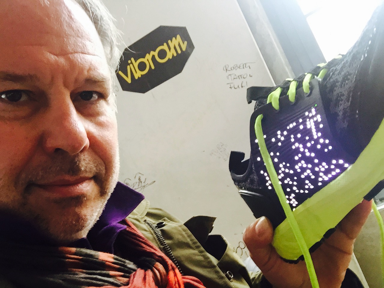 SMART SHOE LENOVO VIBRAM 1