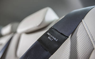 cinture sicurezza posteriori