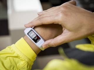 migliori braccialetti per correre e misura sonno