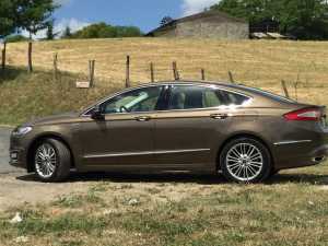 Ford Mondeo Vignale 10