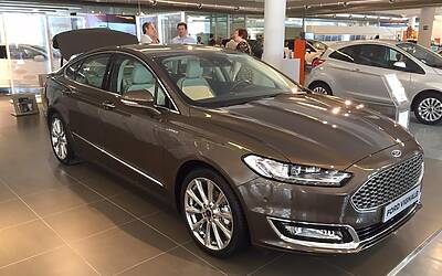 Ford Mondeo Vignale design premium 7