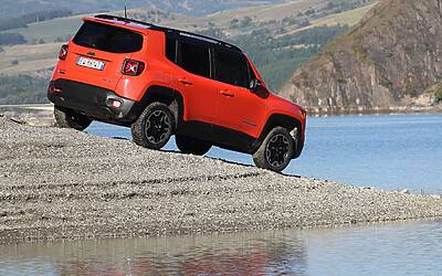 17 Renegade Trailhawk