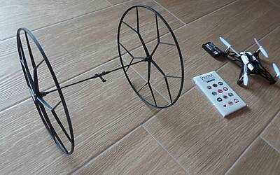 Recensione Parrot Rolling Spider 018