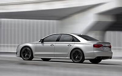 audi s8 plus