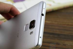 Huawei-Honor-7-hands-on-Chinese-source_8