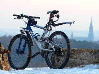 mountain bike 1460979777