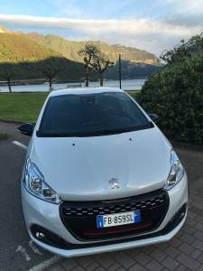 Peugeot 208 GTI prova su strada da Campione Italia a Bellinzona09