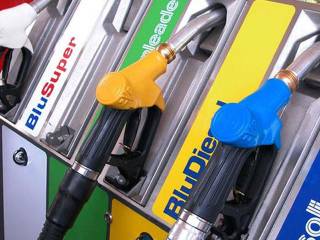 Quale futuro per le auto a gasolio e benzina