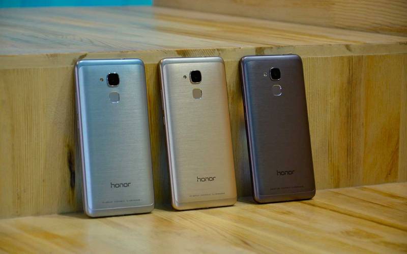 Sconti Huawei Honor 5C a meno di 200 euro ecco le caratteristiche