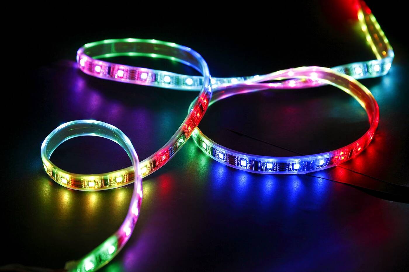 â· aukey lt ss1: la striscia led per illuminare e colorare la stanza Strisce led per illuminare una stanza