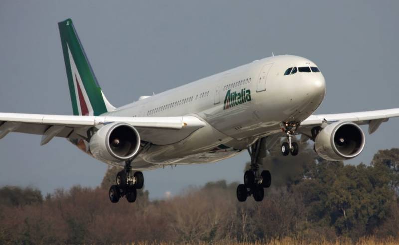Alitalia A3301