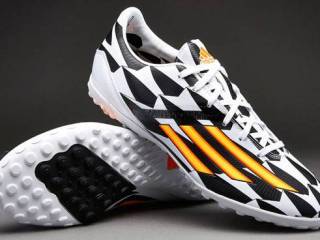 migliori scarpe calcetto 1