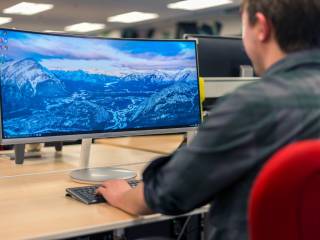 samsung cf791 monitor hero