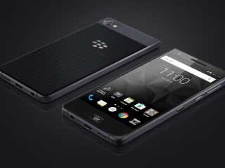 blackberry Motion 1