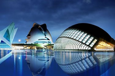 ⷠvalencia. fascino dellantico e dinamicità dellarchitettura ... Citta delle arti e delle scienze di valencia