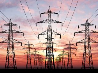 Imprenditore russo compra due centrali elettriche per minare criptovalute