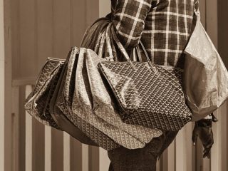 Blockchain contro la contraffazione Luxochain sviluppa il luxury copyright