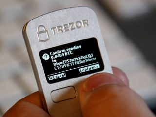 Crolla valore del Bitcoin sotto 7000 dollari