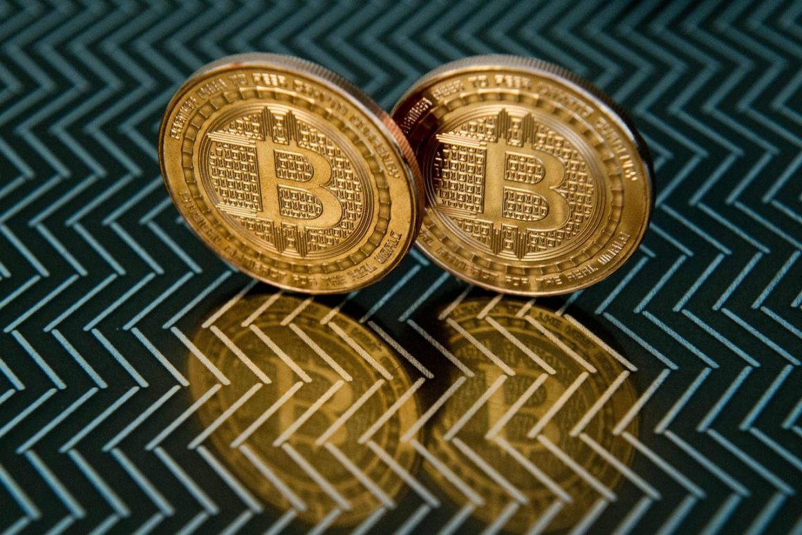 grande crollo bitcoin gennaio 2018 persi 44 miliardi