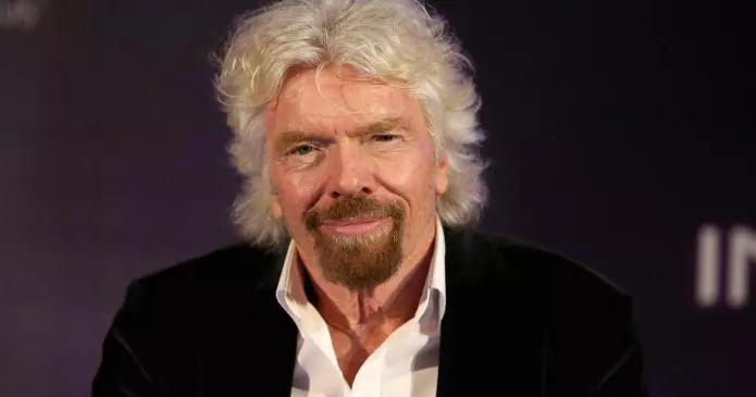 Richard Branson mette in guardia gli utenti contro le fake news sulle truffe di Bitcoin 695x365 - Richard Branson mette in guardia gli utenti contro le fake news sulle truffe di Bitcoin
