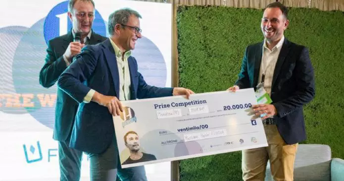 Heroes Prize Competition. 50 startup a Maratea il 20 settembre 2018 heroeeess 3 695x365 - Heroes Prize Competition. 50 startup a Maratea il 20 settembre 2018