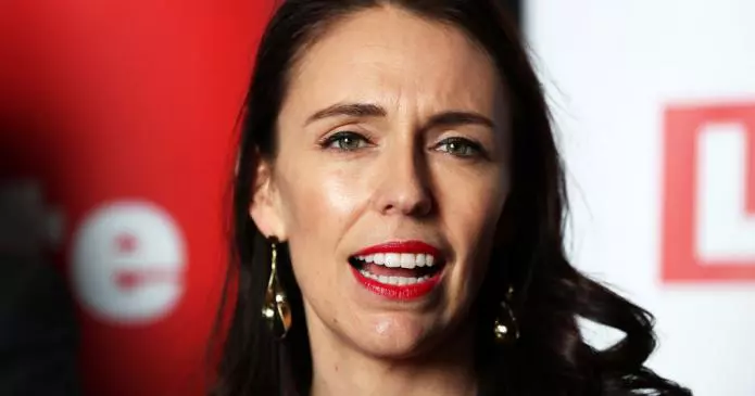 Nuovo Scam criptovalute: le foto fake del Primo Ministro della Nuova Zelanda Jacinda Ardern Nuovo Scam criptovalute le foto fake del Primo Ministro della Nuova Zelanda Jacinda Ardern 695x365 - Nuovo Scam criptovalute: le foto fake del Primo Ministro della Nuova Zelanda Jacinda Ardern