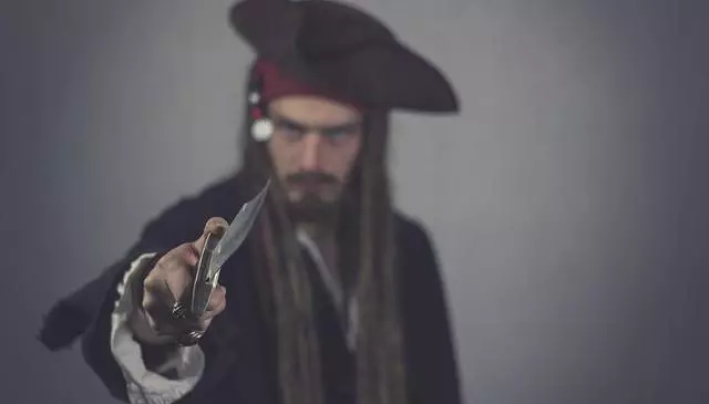 Pirateria audiovisiva. Finalmente la nuova normativa pirate 2750361 640 640x365 - Pirateria audiovisiva. Finalmente la nuova normativa