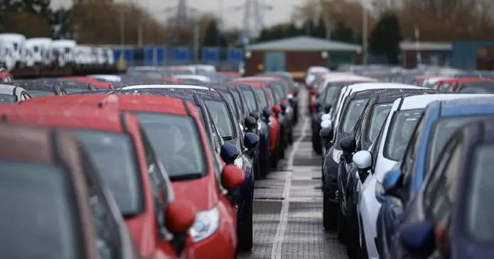 Mercato auto la rivoluzione parte dal web 695x365 - Mercato dell’auto: la rivoluzione parte dal web