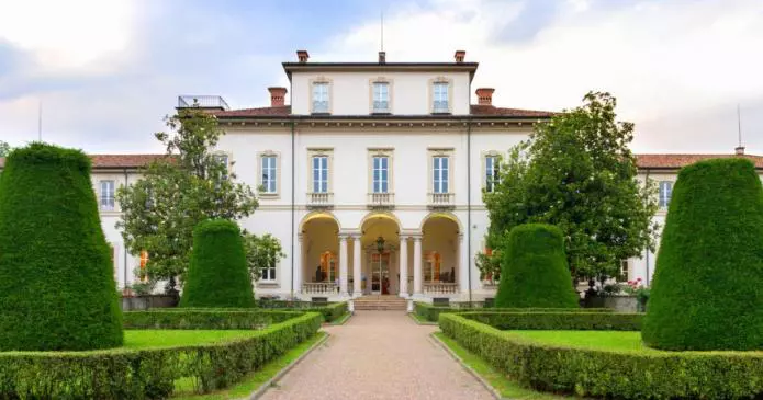 villa clerici eventi 002 978x450 695x365 - Non profit e mondo accademico. City Angels e School of Management LUM