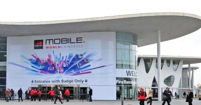 Le due tendenze emergenti del MWC2019 mobile world congress Edge e blockchain per cambiare Internet 695x365 - #MWC2019 Le due tendenze emergenti del Mobile World Congress: Edge e blockchain per cambiare Internet