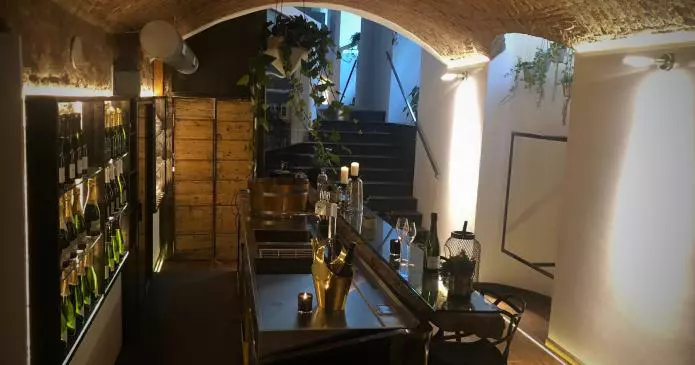 dasein 695x365 - Dasein. A San Valentino apre a Milano la champagneria di design