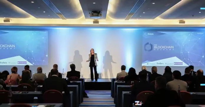 Il 30 e 31 marzo Milano BLOCKCHAIN REVOLUTION 695x365 - Il 30 e 31 marzo Milano è BLOCKCHAIN REVOLUTION