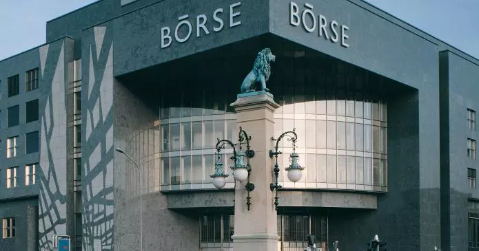 La borsa svizzera lancia le cryptovalute Swiss Exchange ETP basato su ethereum 695x365 - La borsa svizzera lancia le cryptovalute: Swiss Exchange ETP basato su ethereum