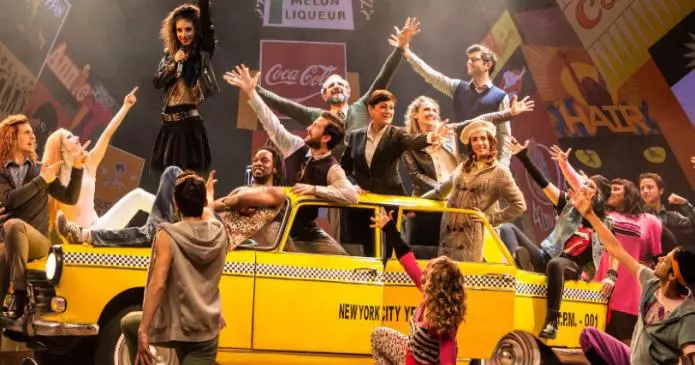 fame 695x365 - Il musical "Fame" torna in teatro a Milano