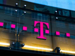 crypto investor law firm archivia causa contro at t e t mobile per phone hacks