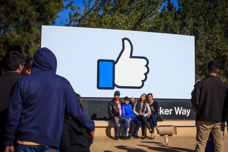 facebook ha detto di essere alla ricerca di 1 miliardo di finanziamenti per crypto project