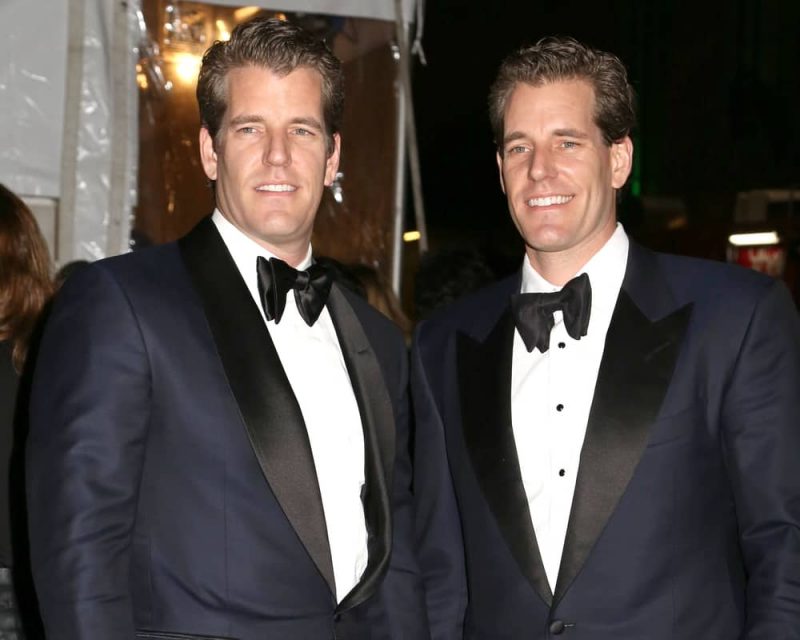 i gemelli winklevoss credono che bitcoin possa superare loro e dire che la cripto ha bisogno di regolamenti in stile bancario