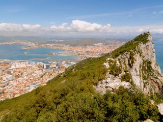 la borsa di gibilterra ora consente lelenco dei titoli con codice