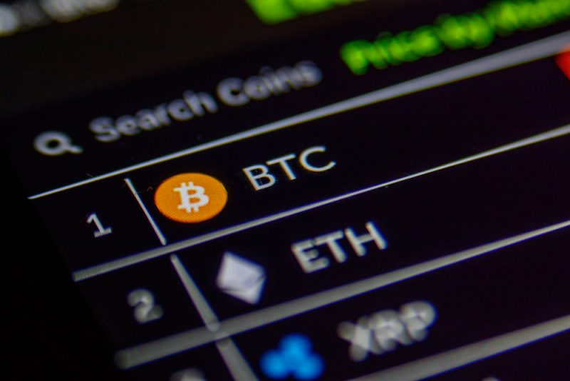 major crypto fund riduce le partecipazioni di ethereum e xrp in favore di bitcoin e litecoin